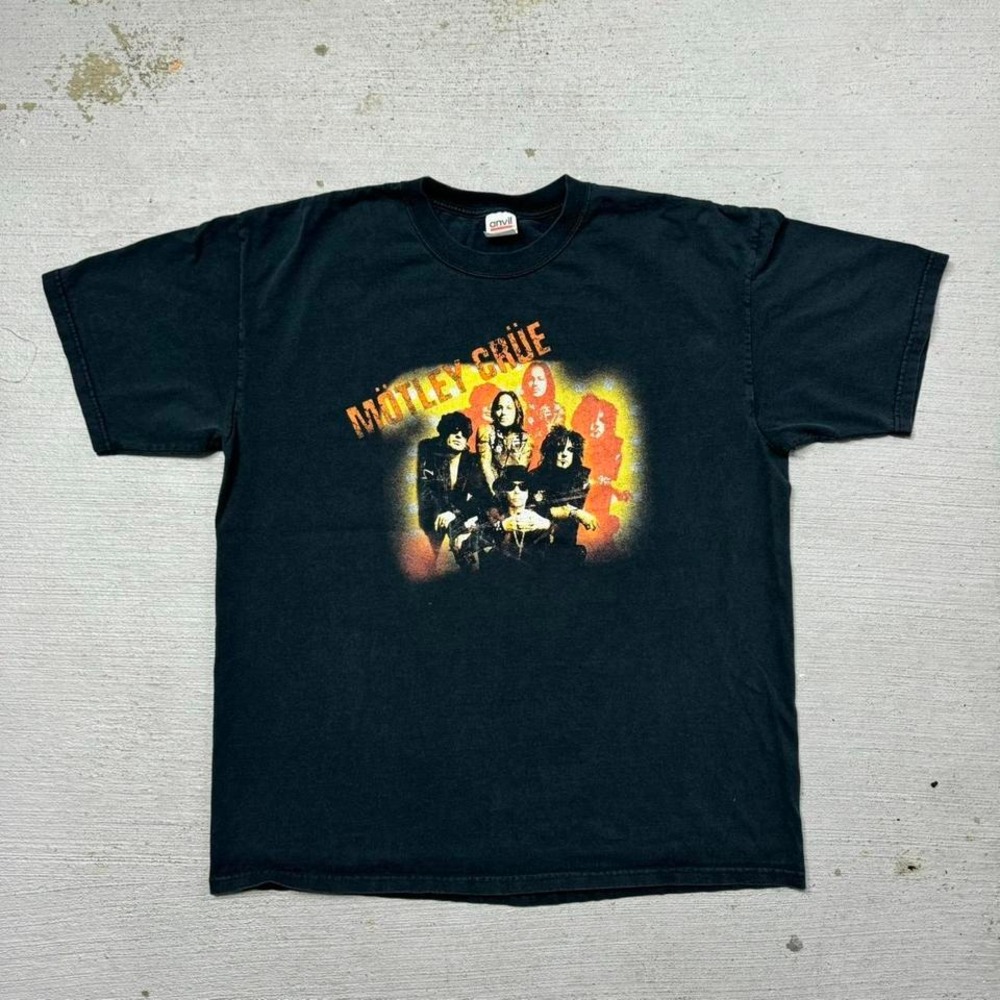 Y2k 2005 Motley Crue Red White & Crue Tour Shirt Size XL
